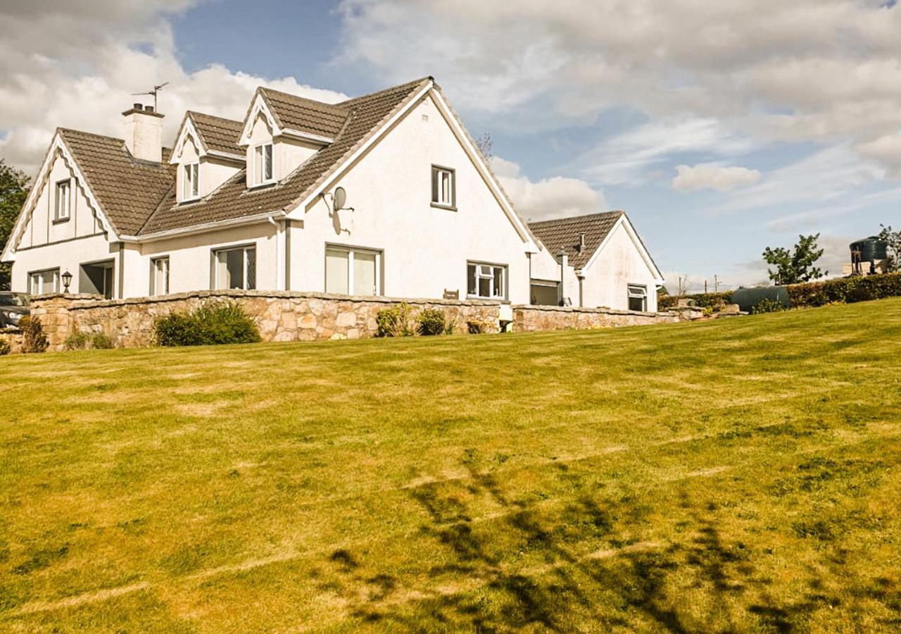 Moat Holiday Rental Lisnaskea Kültér fotó