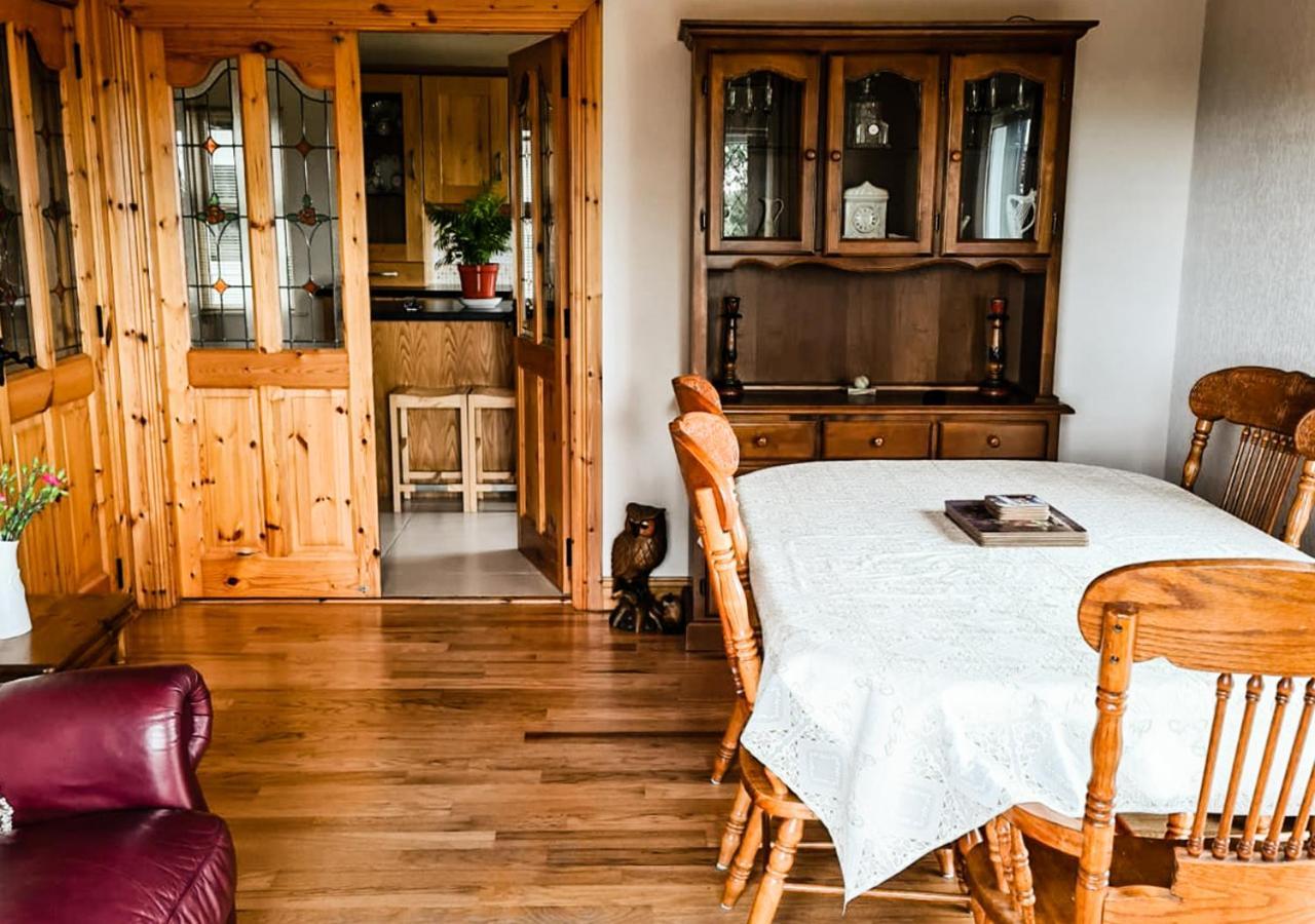 Moat Holiday Rental Lisnaskea Kültér fotó