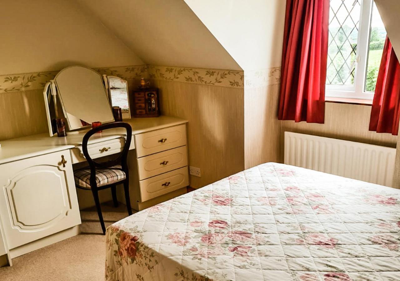 Moat Holiday Rental Lisnaskea Kültér fotó